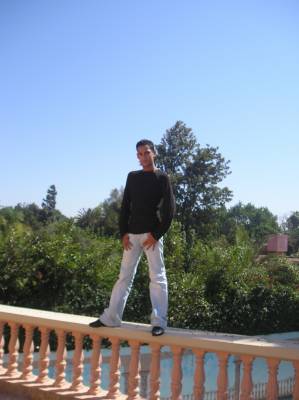 hakim_bla